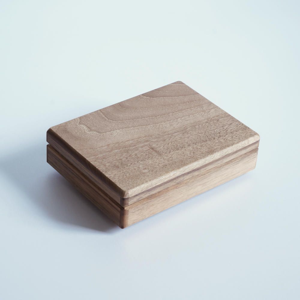 Luxury Thuya Wood Playing Card Box/Case